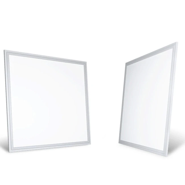 Lumière à panneau plat mené 2x4