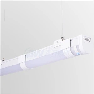 Lumière LED à trois épreuves 5FT