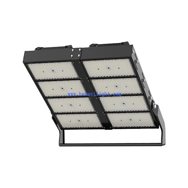 Lumières extérieures de terrain de basket