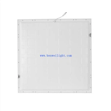 Luminaire à montage en surface à 2x2 DEL