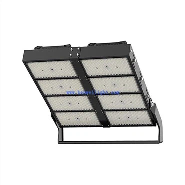 Lumières extérieures de terrain de basket