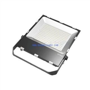 Projecteur LED étanche IP65 extérieur
