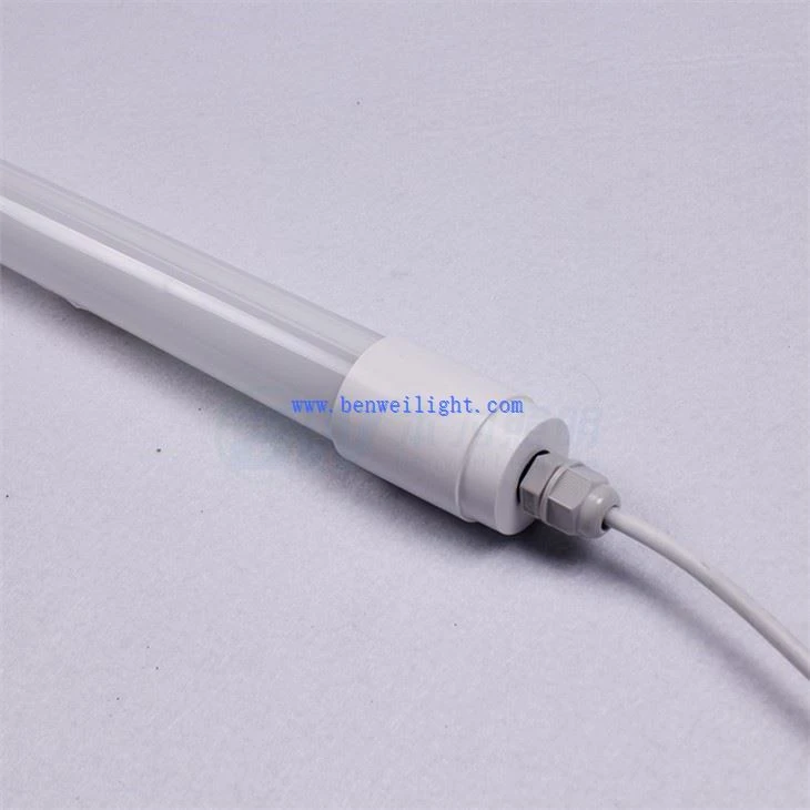 Lampe à tube étanche à DEL T8 à intensité variable