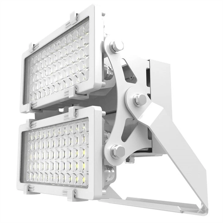 Projecteur LED équivalent 400w à vendre