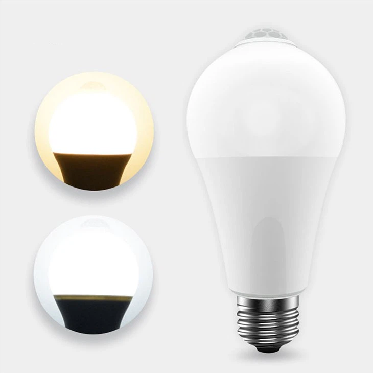 Ampoule LED à capteur de mouvement PIR