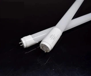 Tube à haute luminosité avec capteur de mouvement 8 pieds