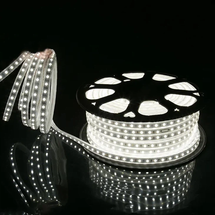 Bande lumineuse LED 12 V RVB 5050.