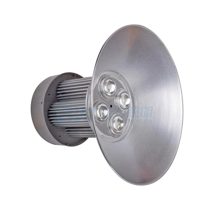 Lampe LED haute baie suspendue classique IP65