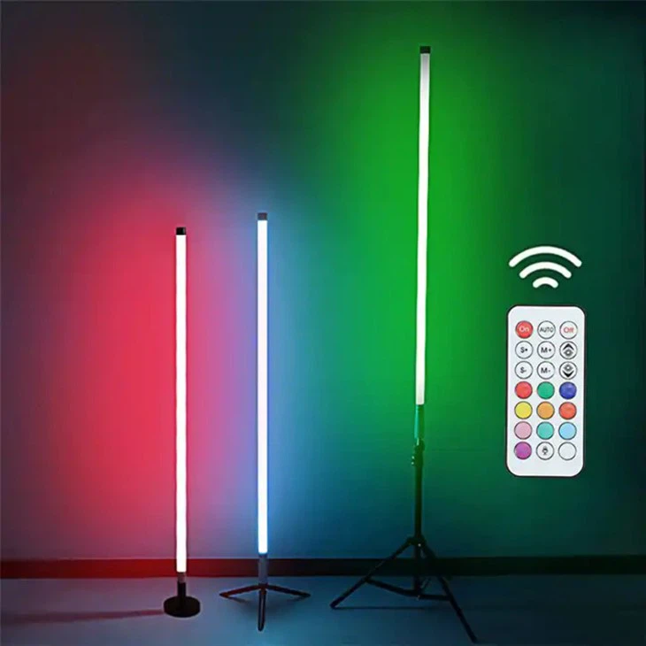 Tube lumineux RVB avec trépied