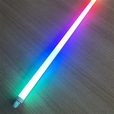 Lumière de tube linéaire menée par RVB RVBW 5 en 1