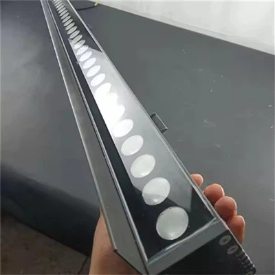 Barres lumineuses LED pour lèche-mur étanches 28W