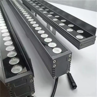 Barres lumineuses LED pour lèche-mur étanches 30W