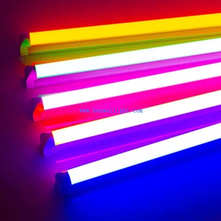 Integrated RGB T8 Tube Light 2
